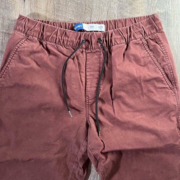 Maroon Medium Old Navy Khaki Pants - Picture 3 of 3